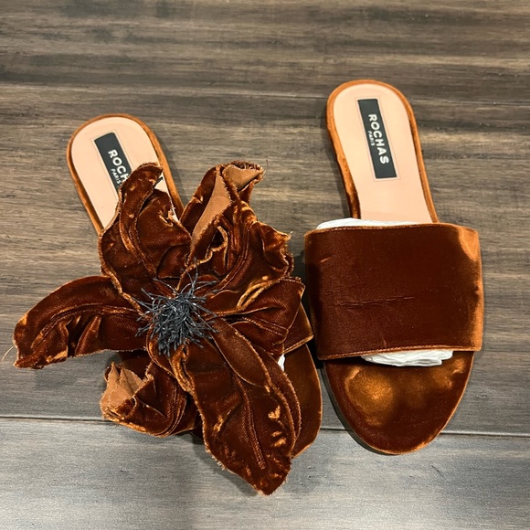 ROCHAS velvet flower slides - Picture 6 of 9